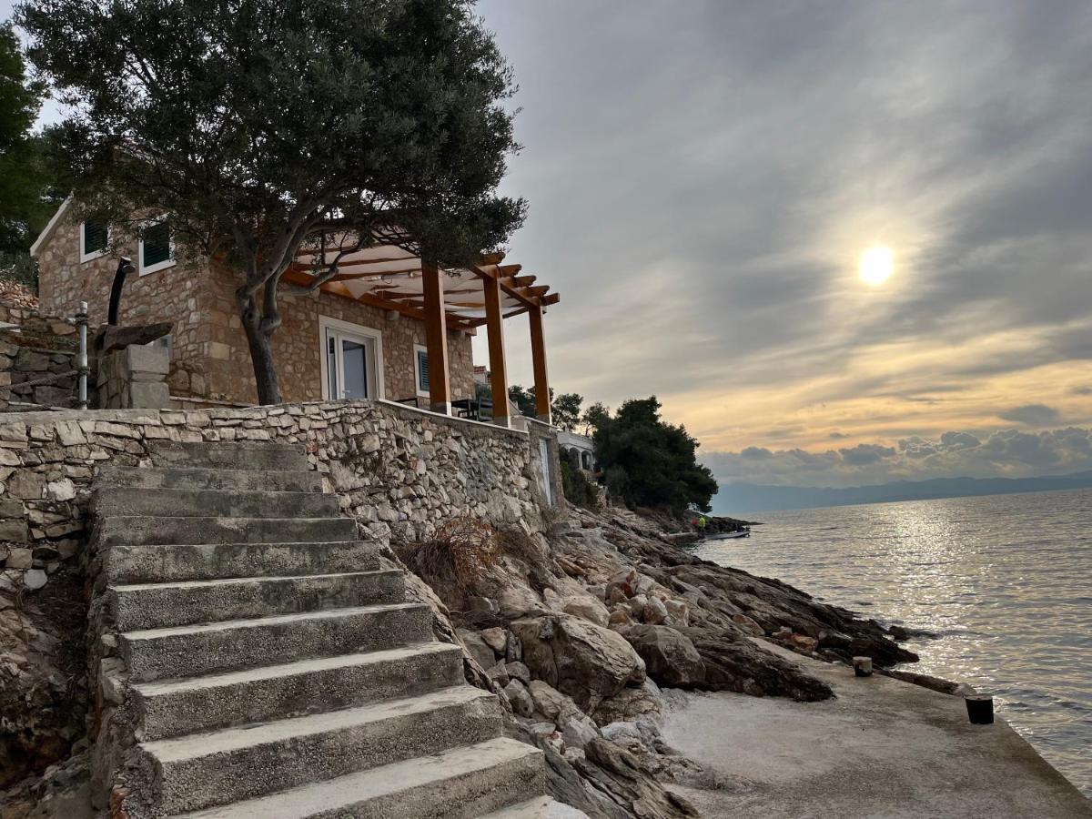 Seaside Cottage Maslina Gdinj 外观 照片