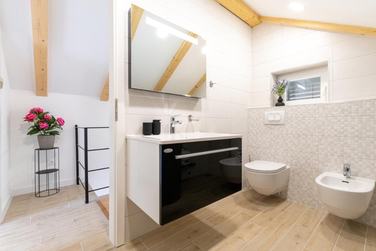 Seaside Cottage Maslina Gdinj 外观 照片